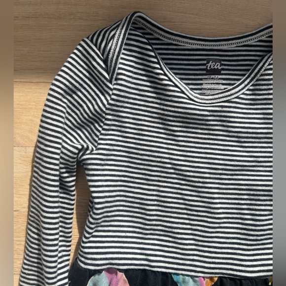 Tea Collection black & white with painted florals romper - Picture 2 of 4